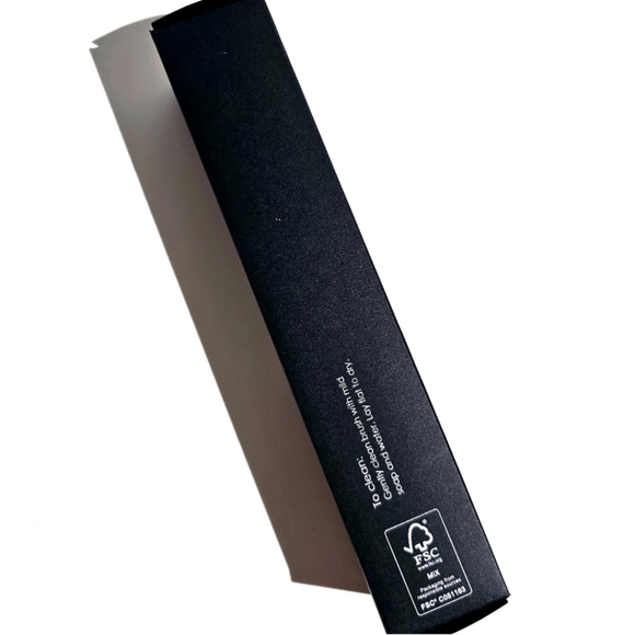 Sara Adams Cosmetiques Round Foundation brush #19 New - Picture 6 of 6